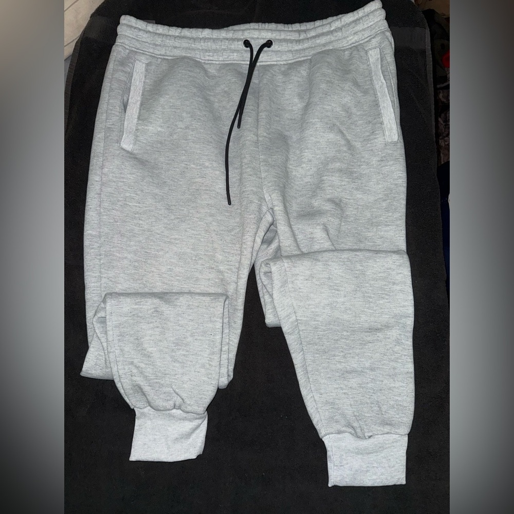 Gray Men’s Jogger Pants